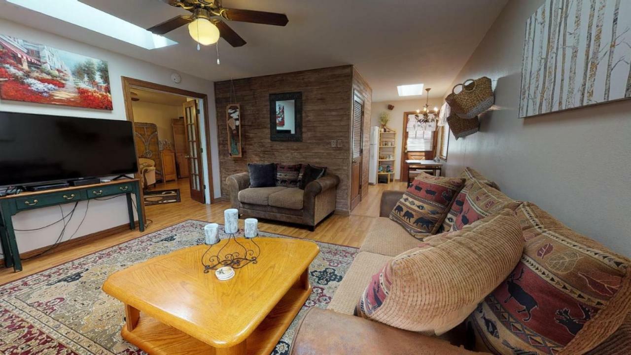 1729_Arborway Villa โคโลราโดสปริงส์ ภายนอก รูปภาพ